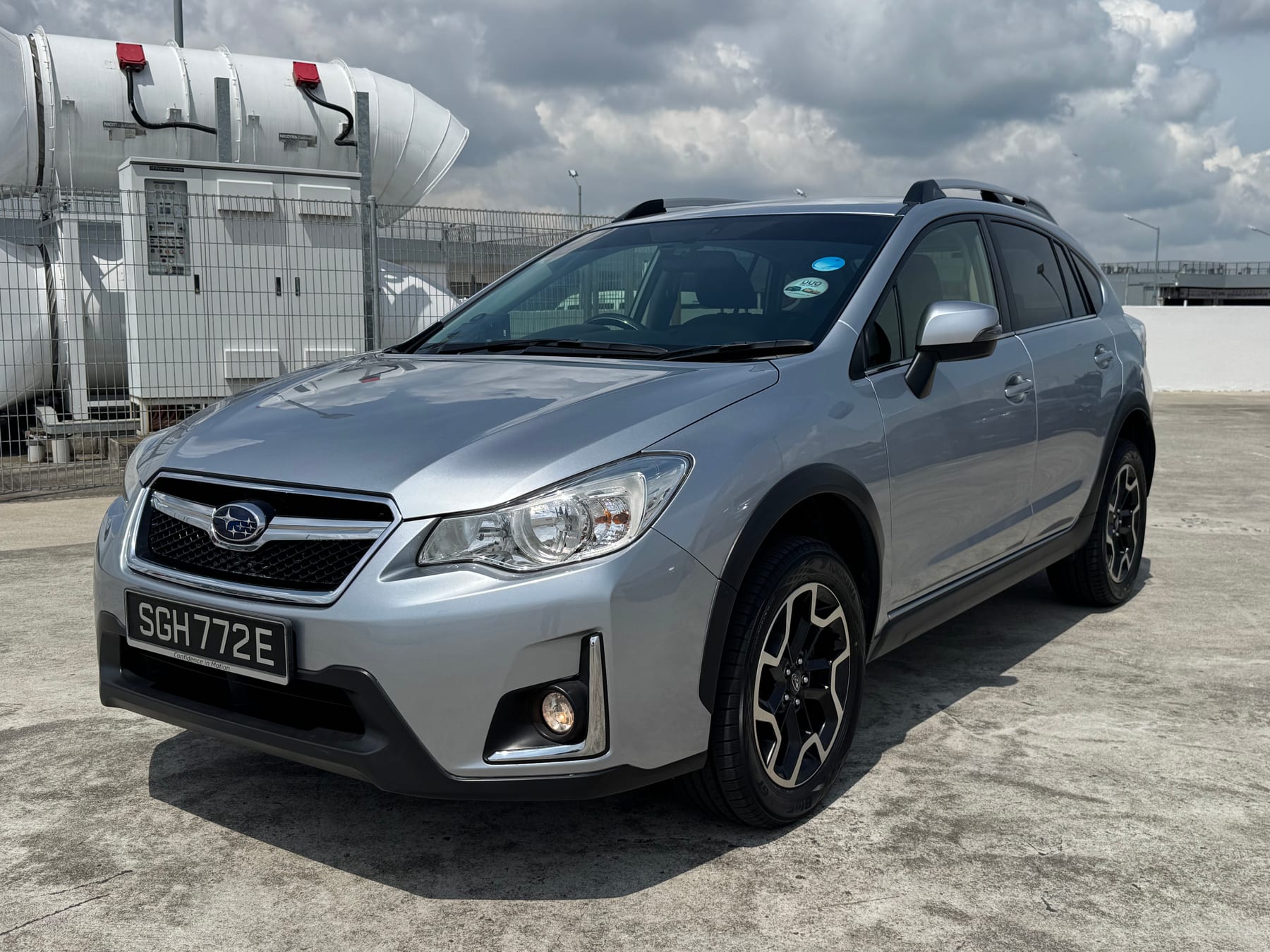 2016 Subaru XV, image 1