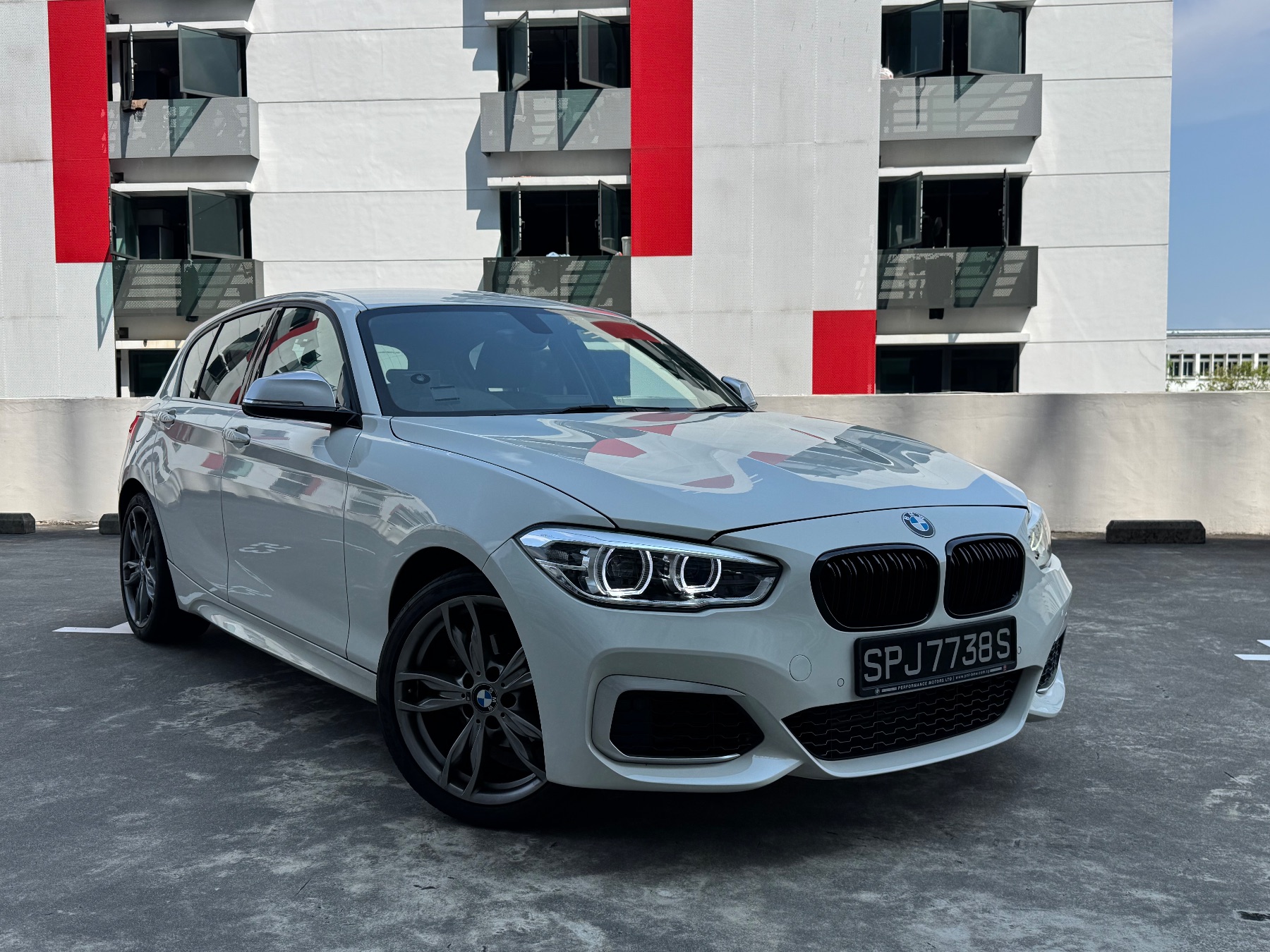 2016 BMW 1 Series, image 1