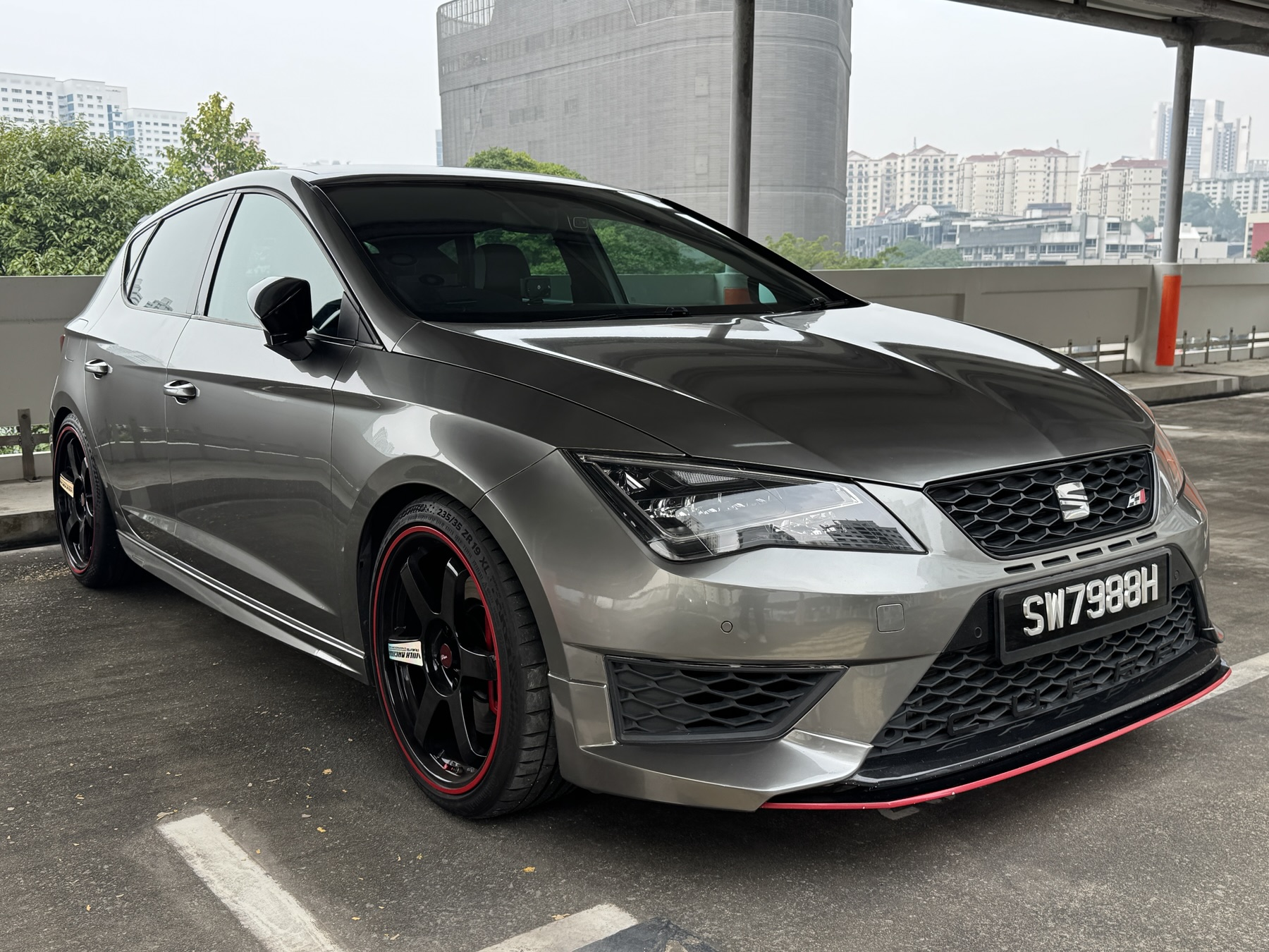 2016 SEAT Leon Cupra 290, image 1