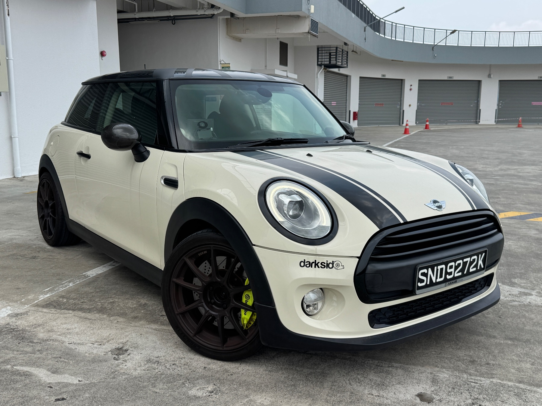 2016 MINI One, image 1