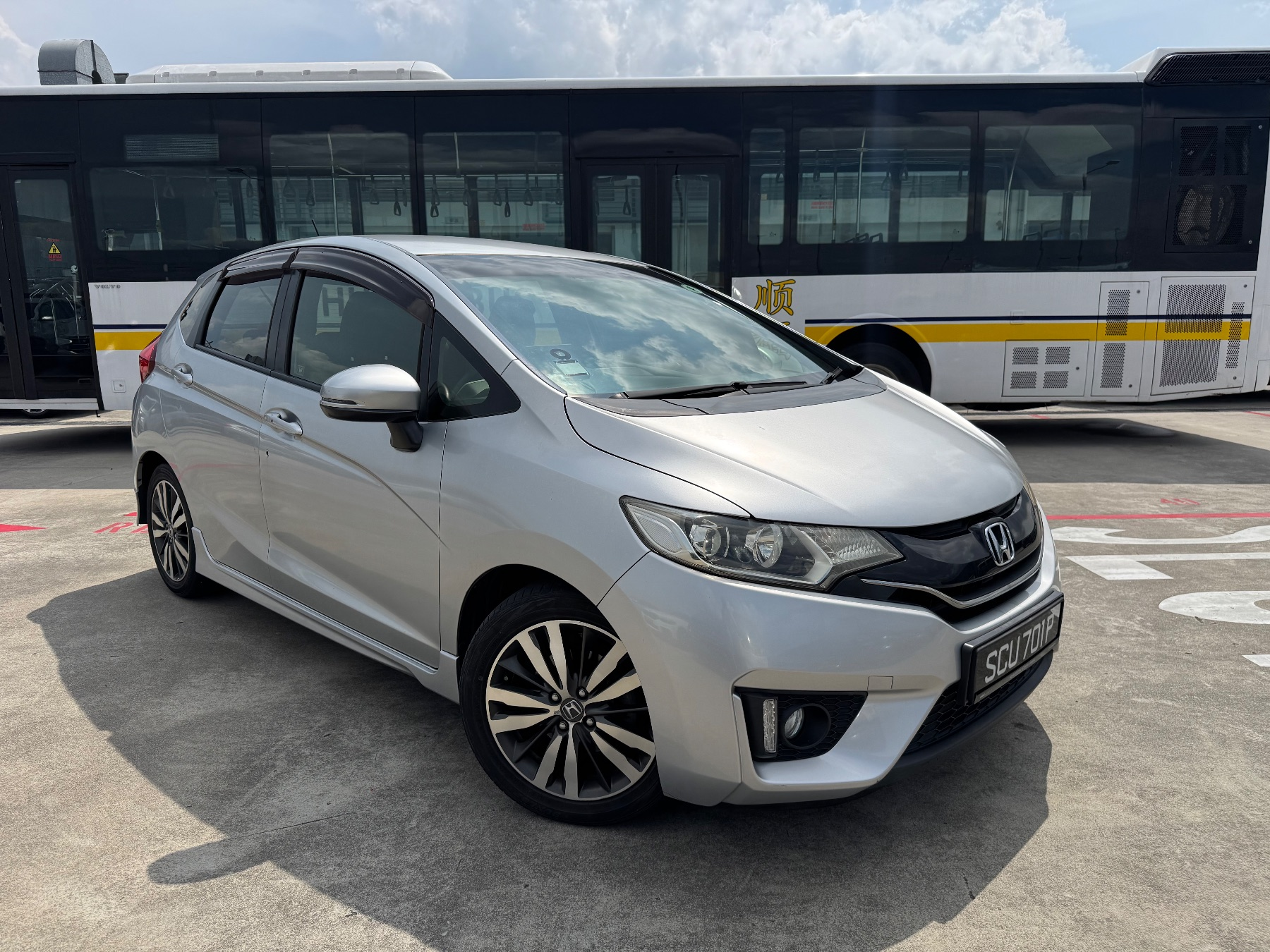 2016 Honda Jazz, image 1